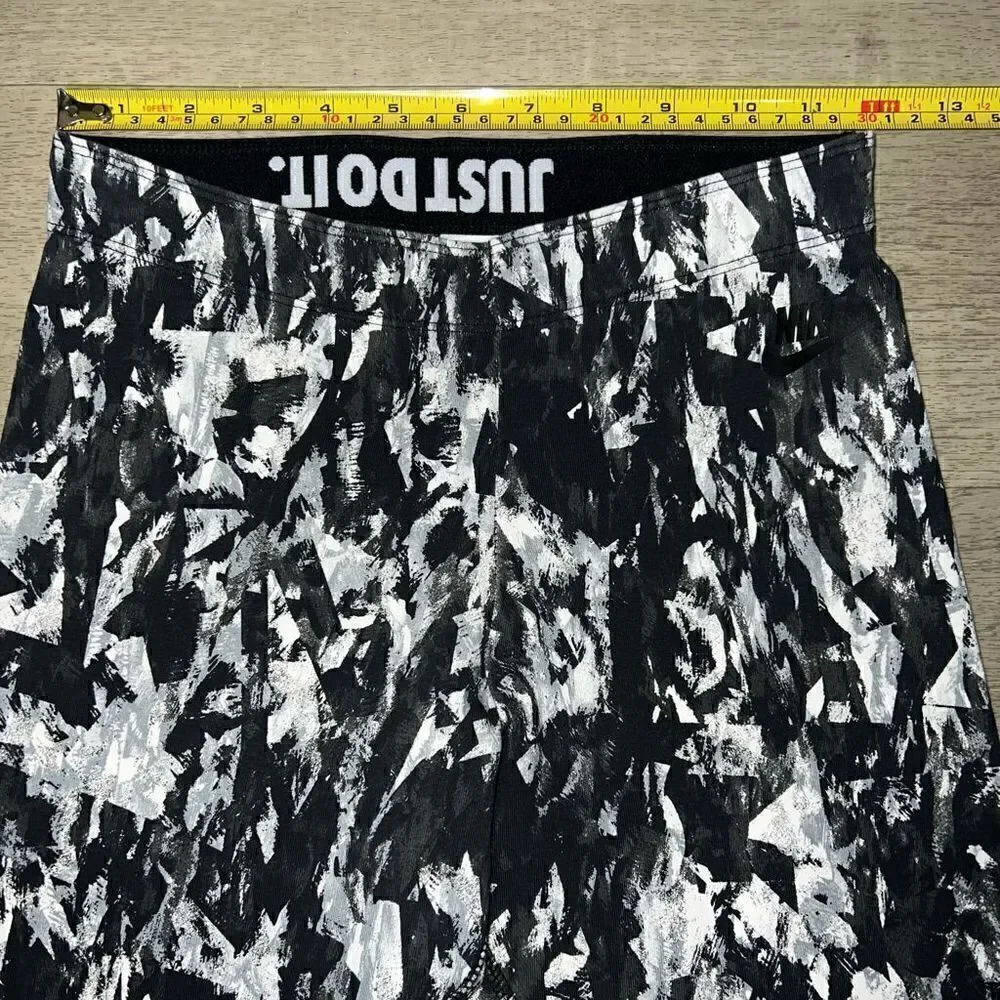 Nike, Leg-A-See Mishmash Leggings “Just Do It” Waist Cotton Blend Women’s Small